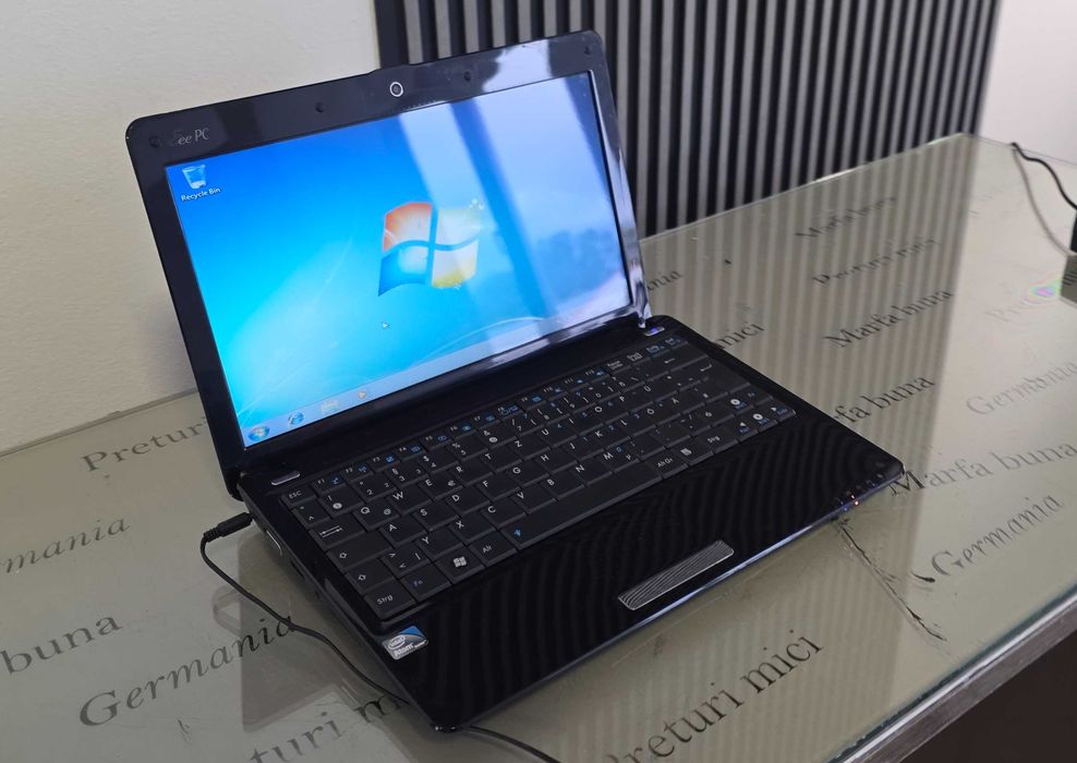 Laptop mini - Asus Eee PC black - functional,instalat