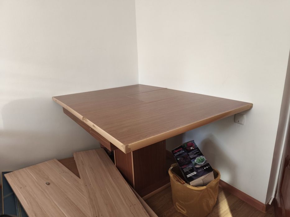 Стол раскладной для гостиной