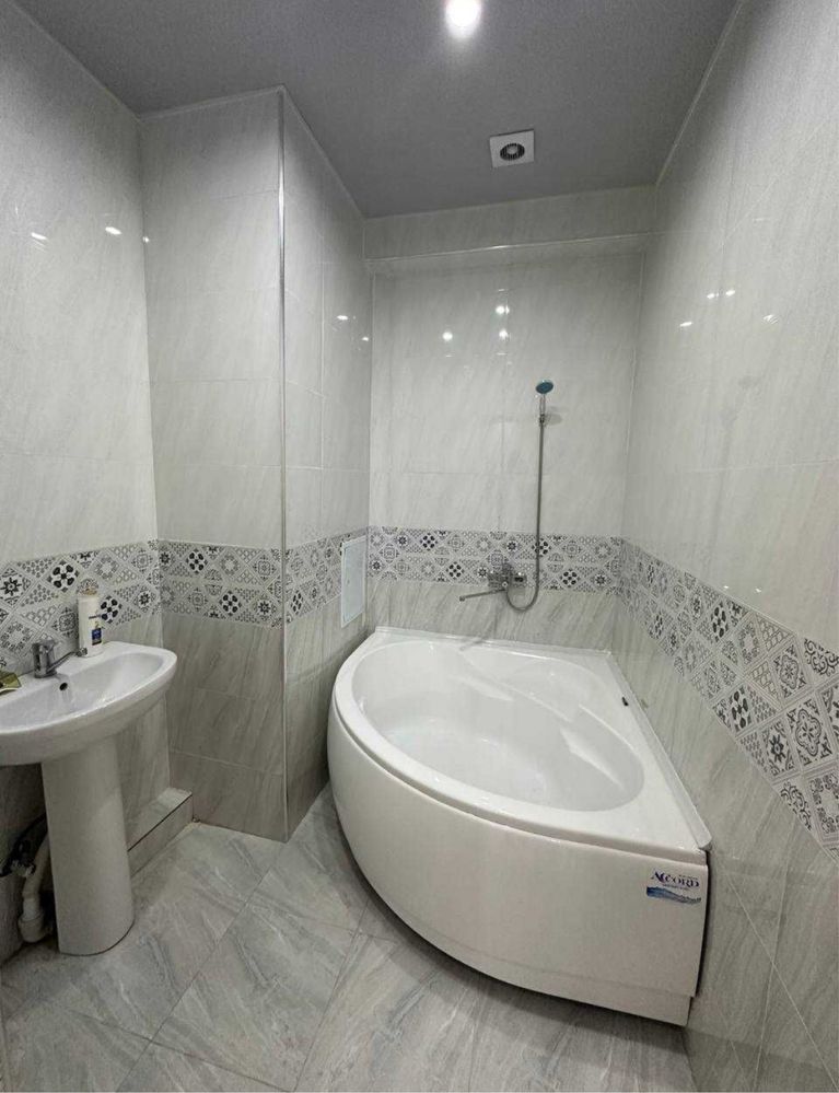 Продается 3х комнатная кв.64м2. 7й этаж. Смарт сити.
