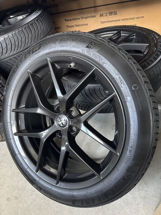 Roti de iarnă originale Alfa Romeo Stelvio