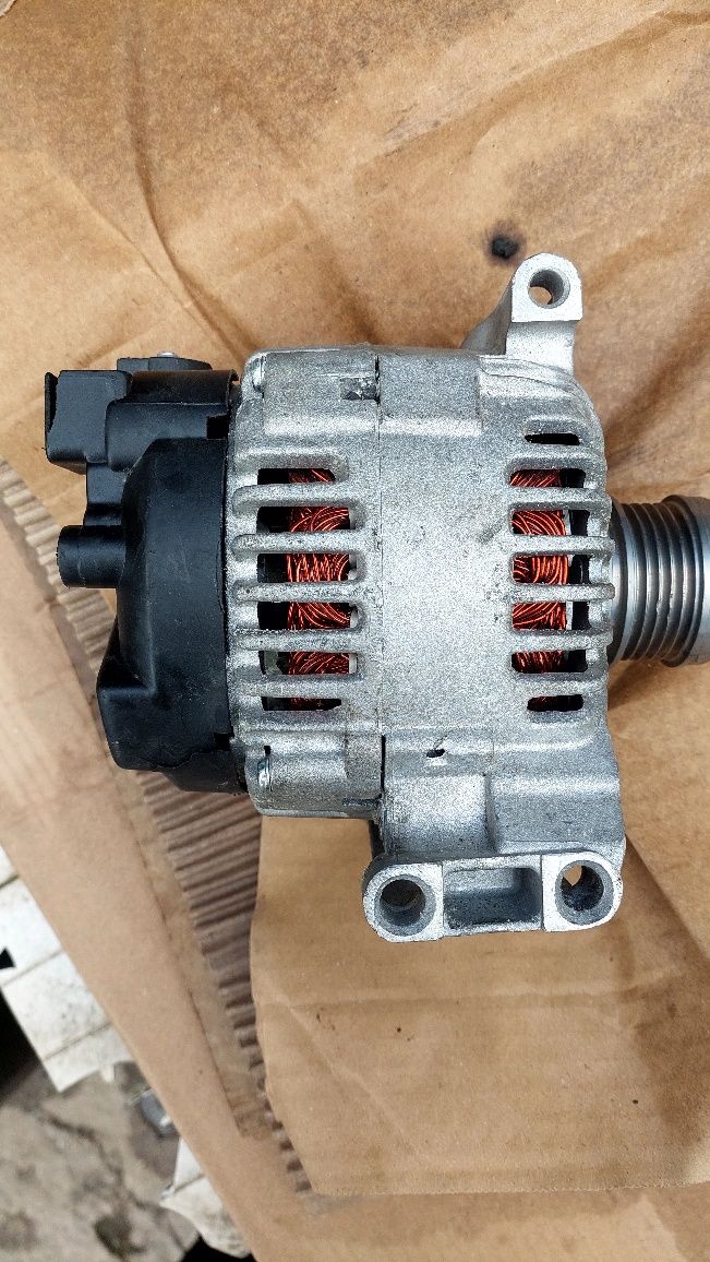 Alternator Mercedes motor 2.0