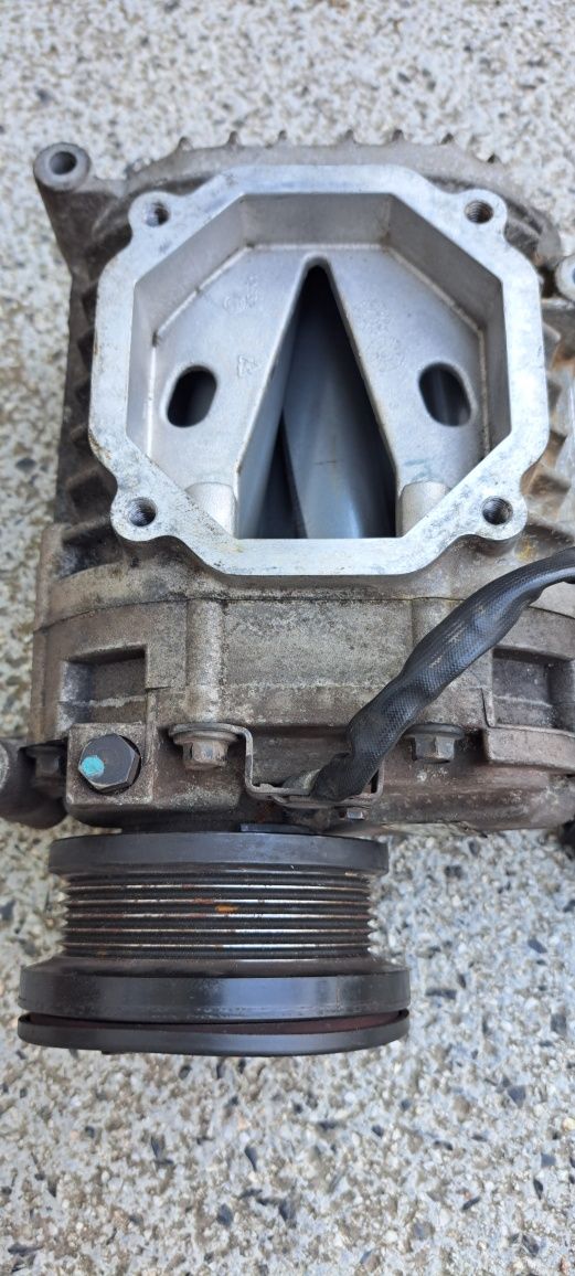 Компресор eaton m62
