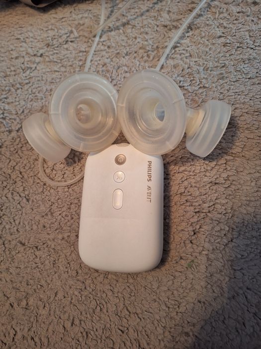Pompă de san Philips Avent dublă
