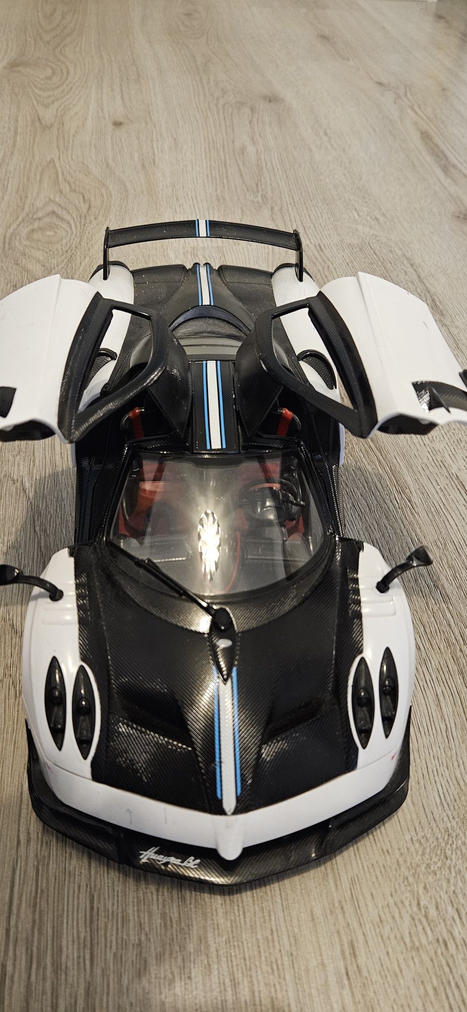 Mașinuță Rastar Pagani Huayra BC 1:14