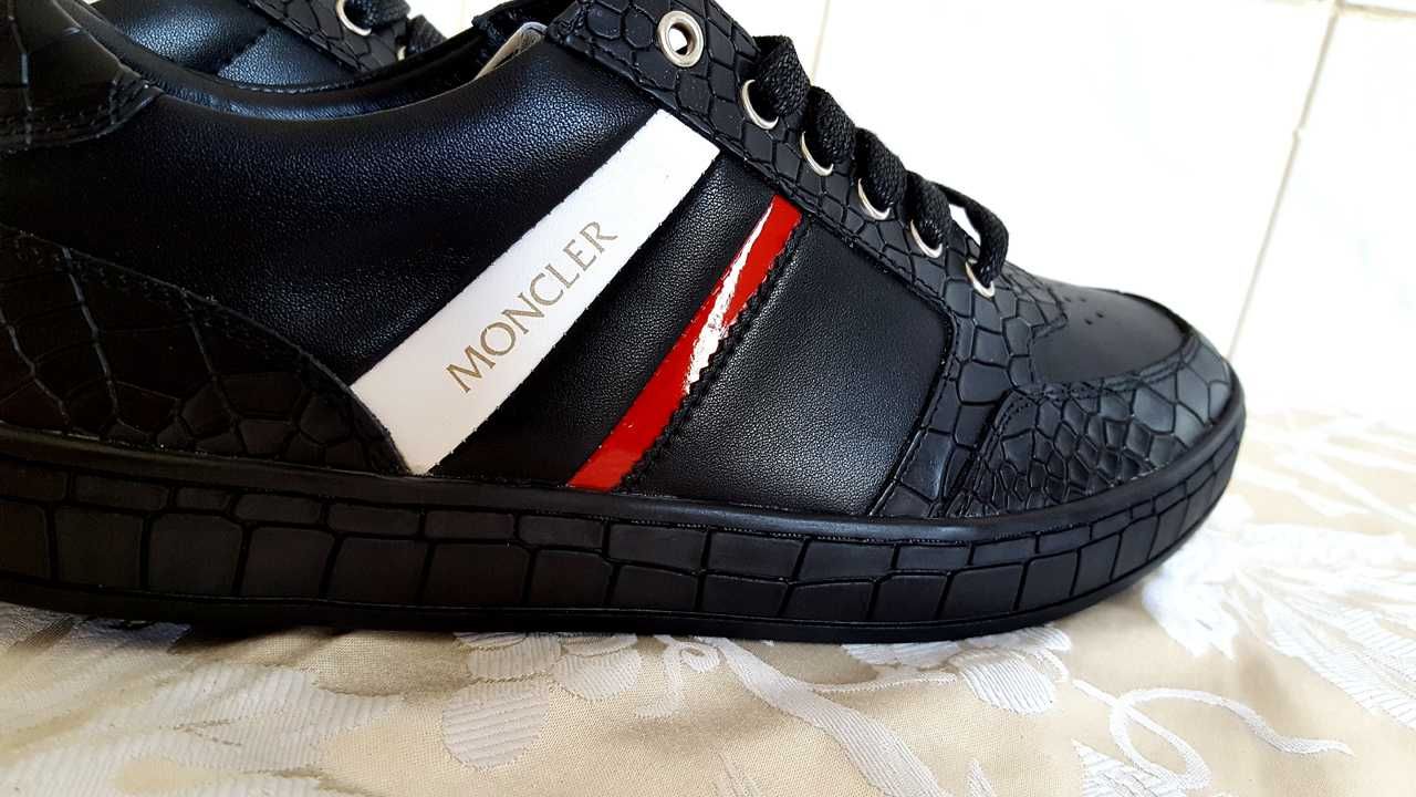 Moncler Low Top Sneaker Marime 42