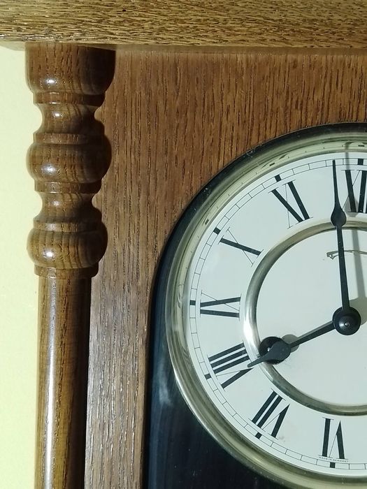 Винтидж стенен часовник
