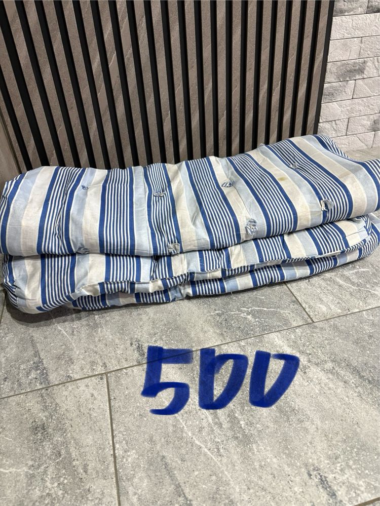Продам одеяла  разные