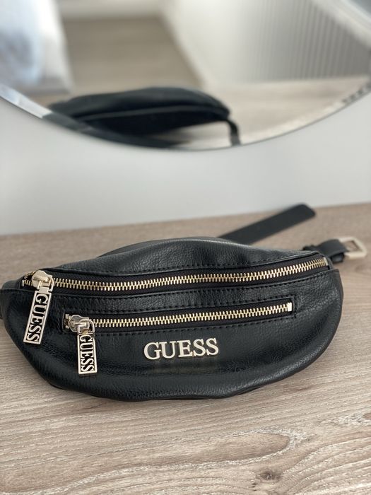 Borseta Guess neagra