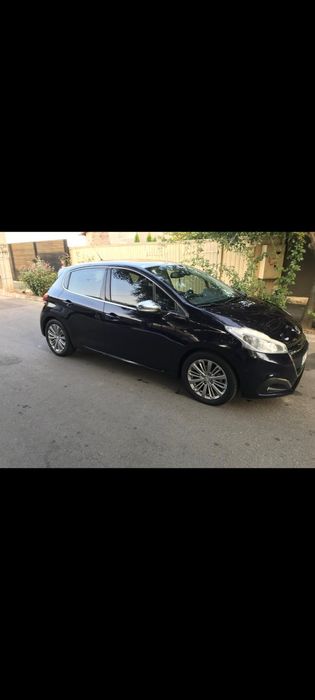 Peugeot 208.2016