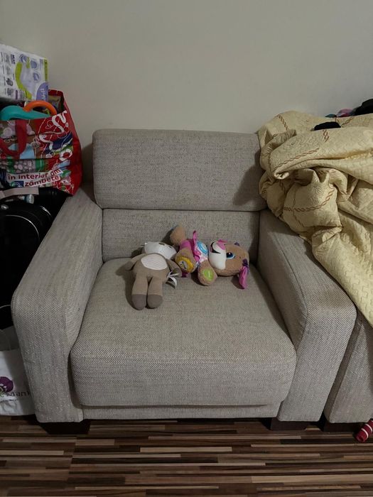 Canapea extensibila si 2 fotolii