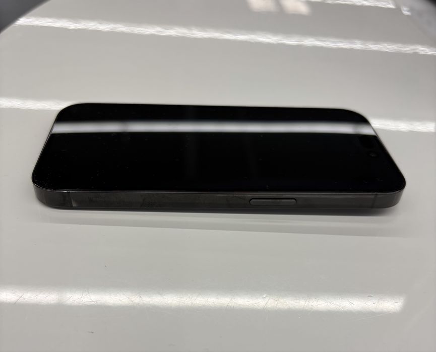 Продавам Apple Iphone 14 pro 128GB