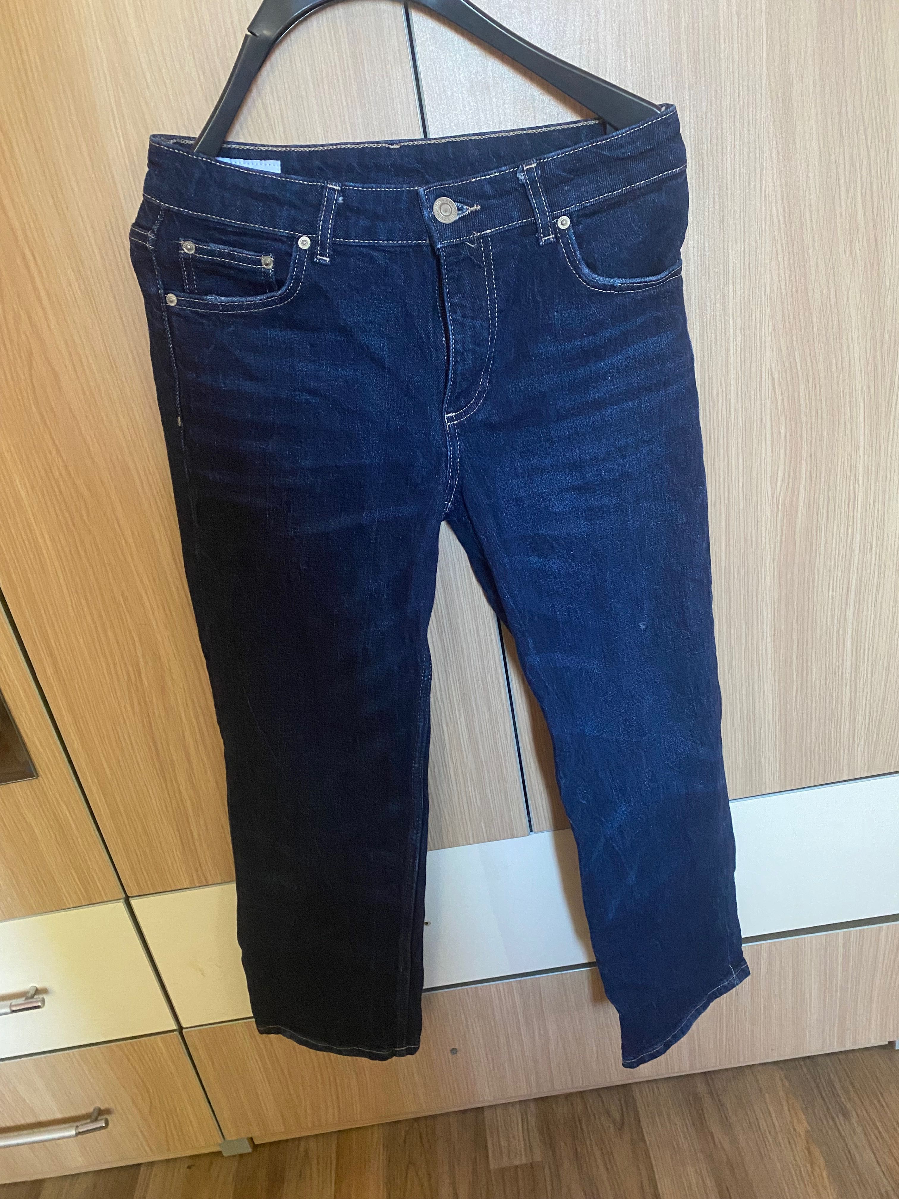Дънки на zara по 30лв