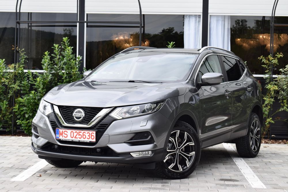 Nissan Qashqai |Tekna|4x4|Navi|Panoramic|Led|Euro6