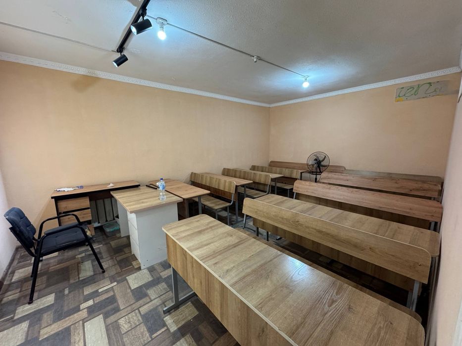 Центр да бино сотилади