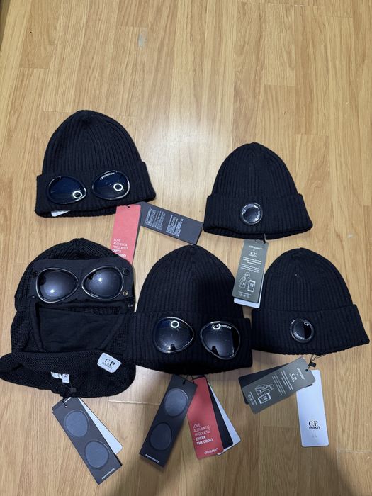 Caciuli si cagule Cp Company