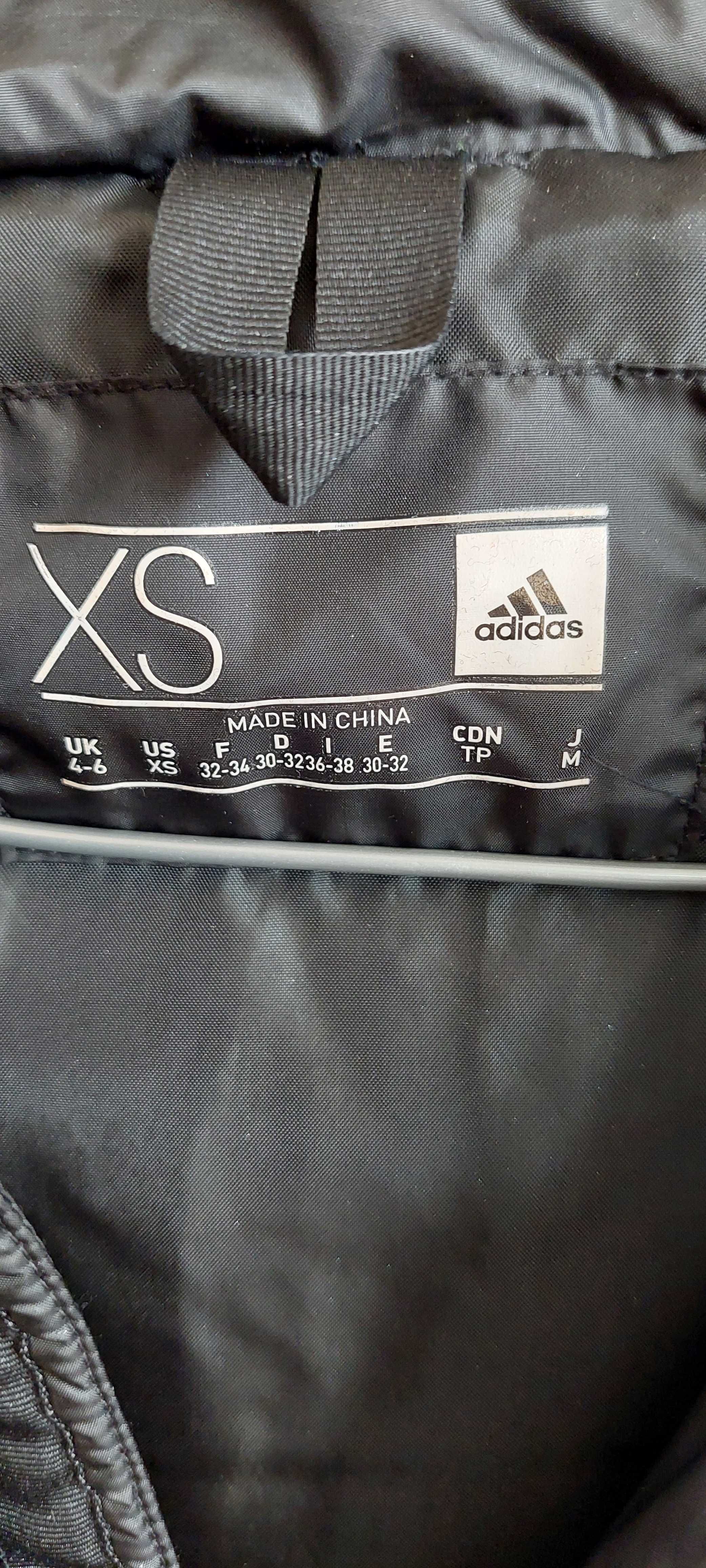 Дамско яке Adidas-S размер