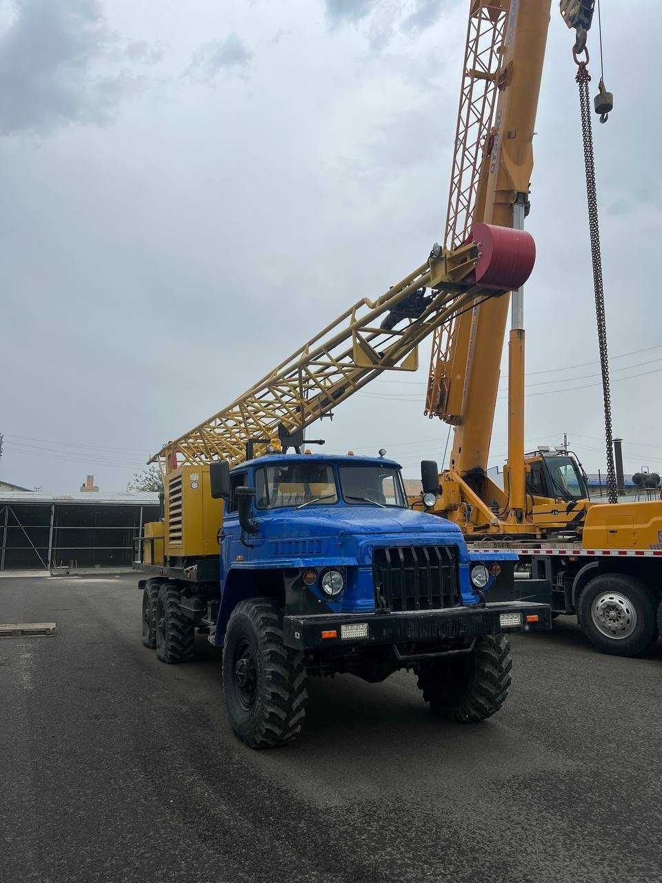 Буровая установка УРБ-2,5 на базовом Шасси б.у. после капремонта