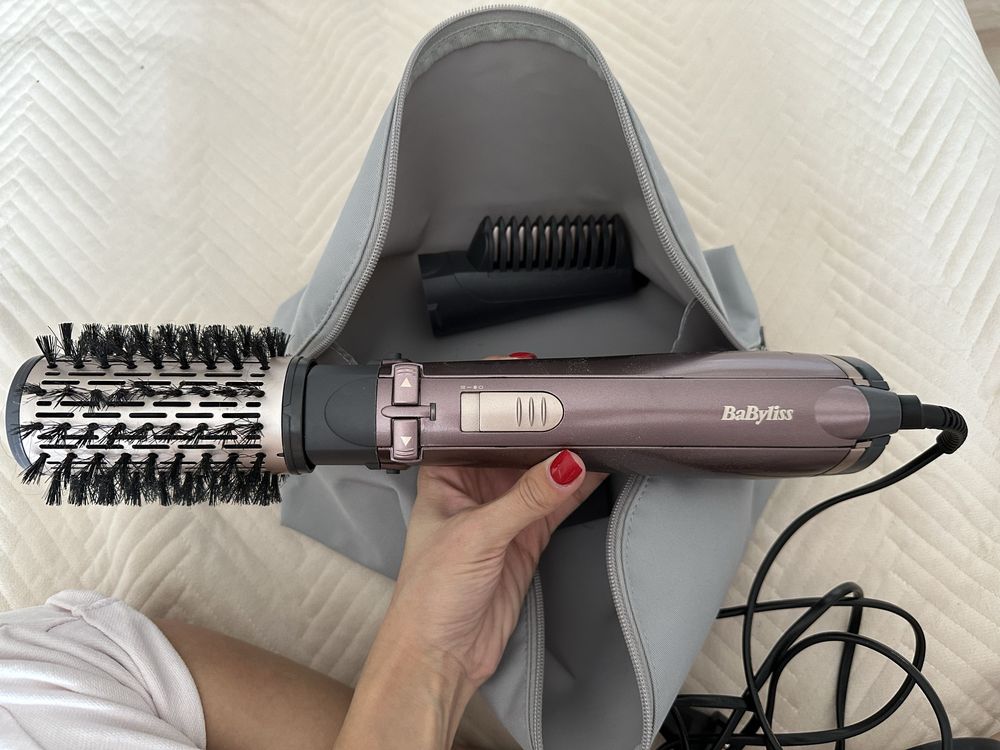 Продется фен щетка Babyliss