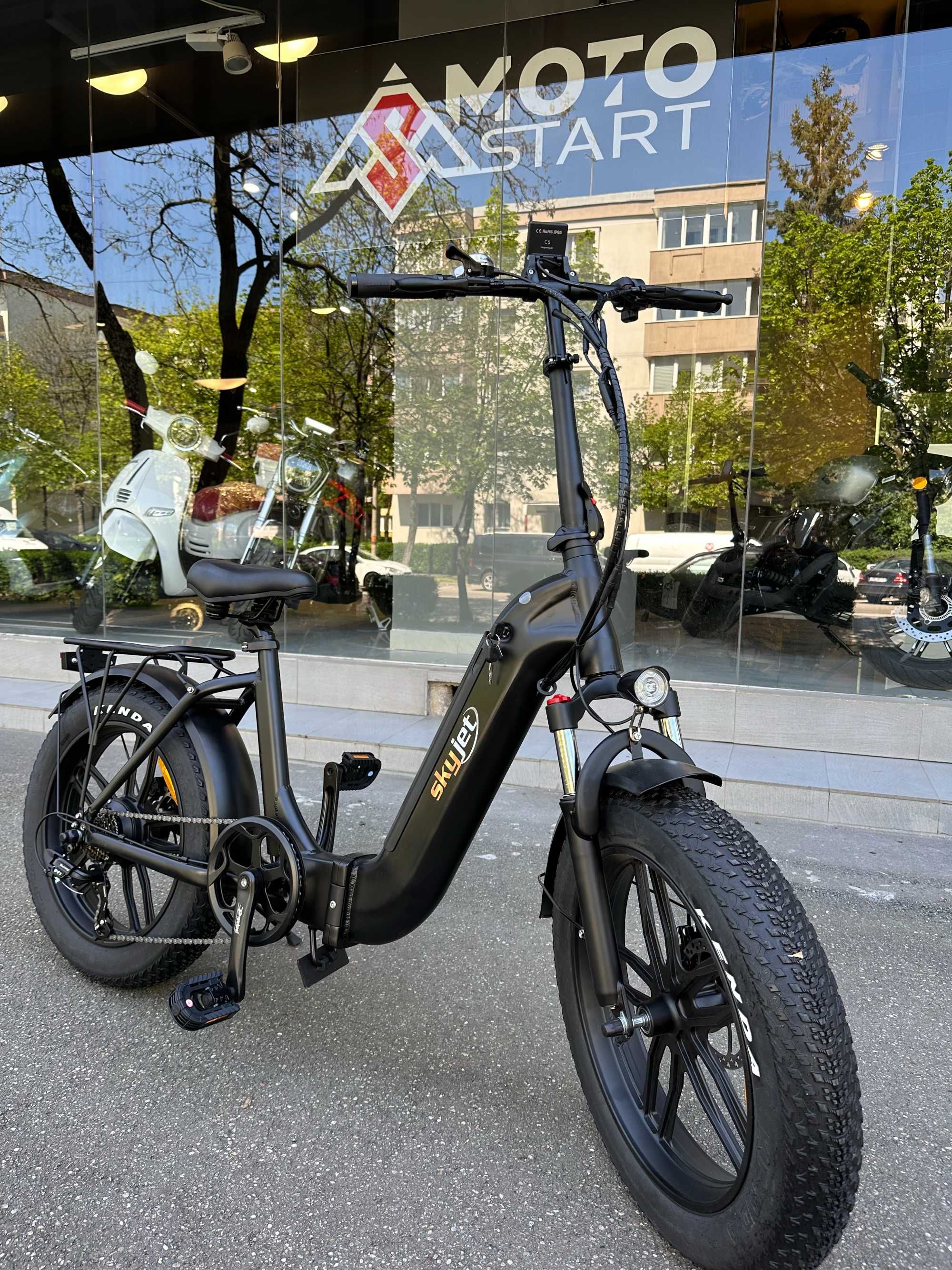 Bicicleta Electrica RKS RV10 cu un motor 250W si  o autonomie de 60KM.