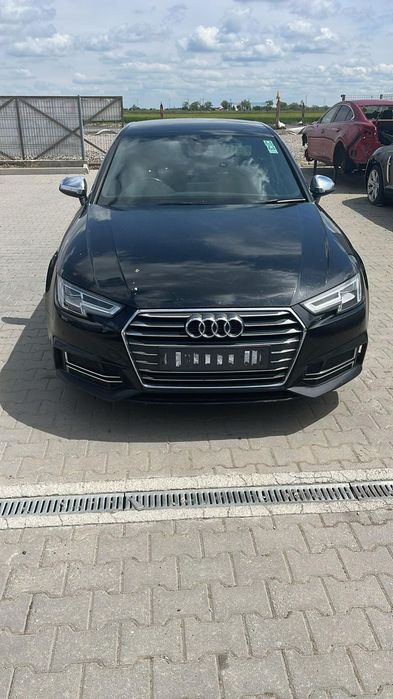Dezmembram Audi A4 B9 S-Line 2.0 TDi din 2016