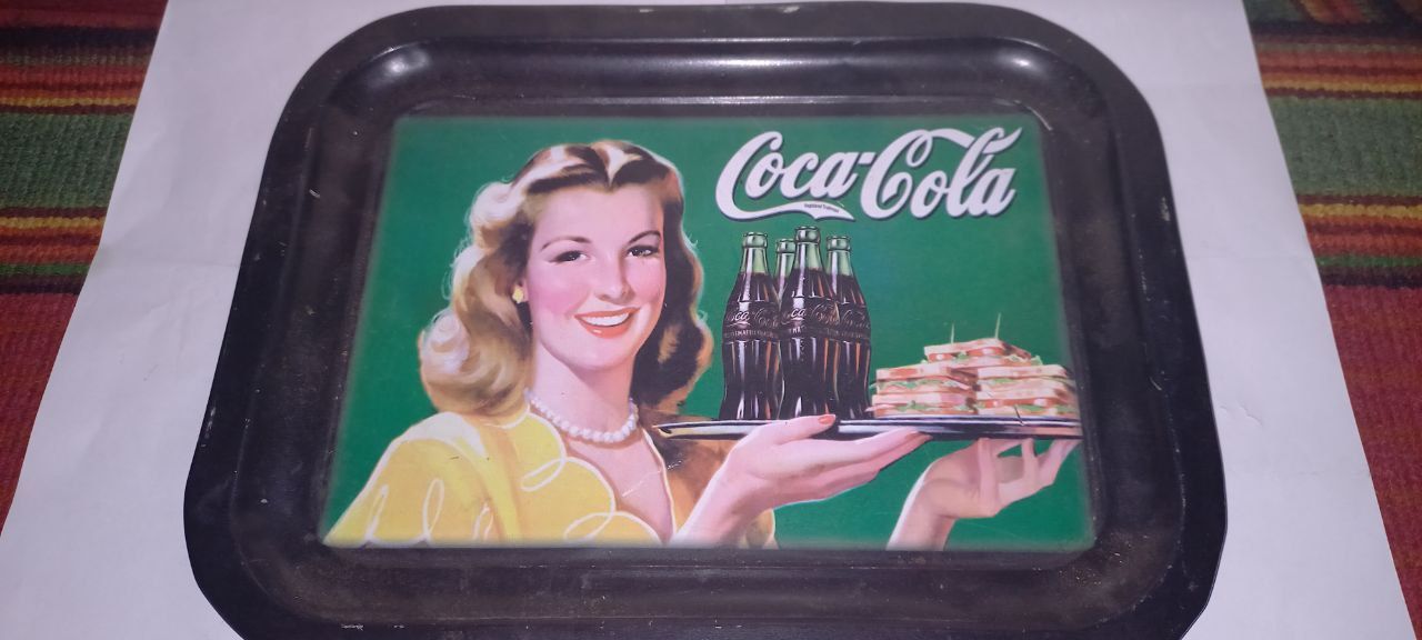 Продаю старинную эмблему Кока-Колы