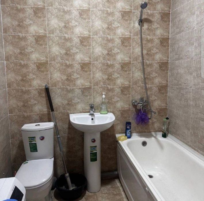 Yakkasaroy Oybek metrosi yaqinida maklersiz kvartira ijaraga beriladi