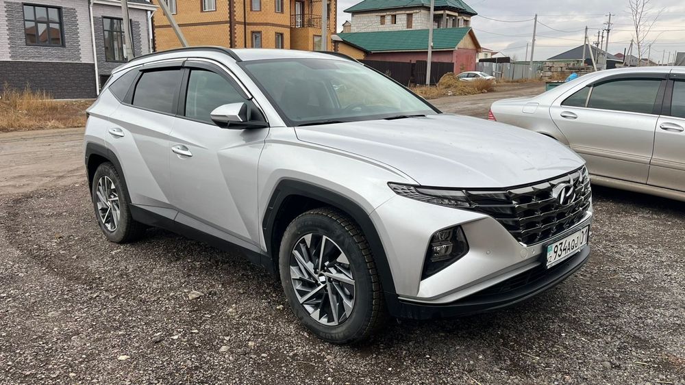 Tucson 2.5 4wd продам срочно