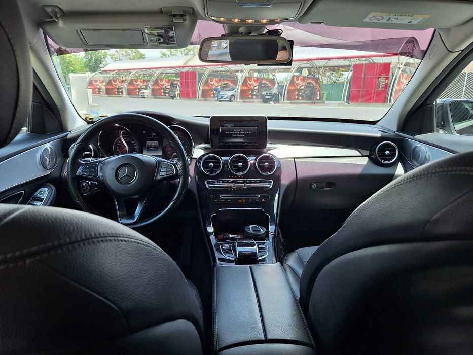 MERCEDES C220 BlueTEC limuzină