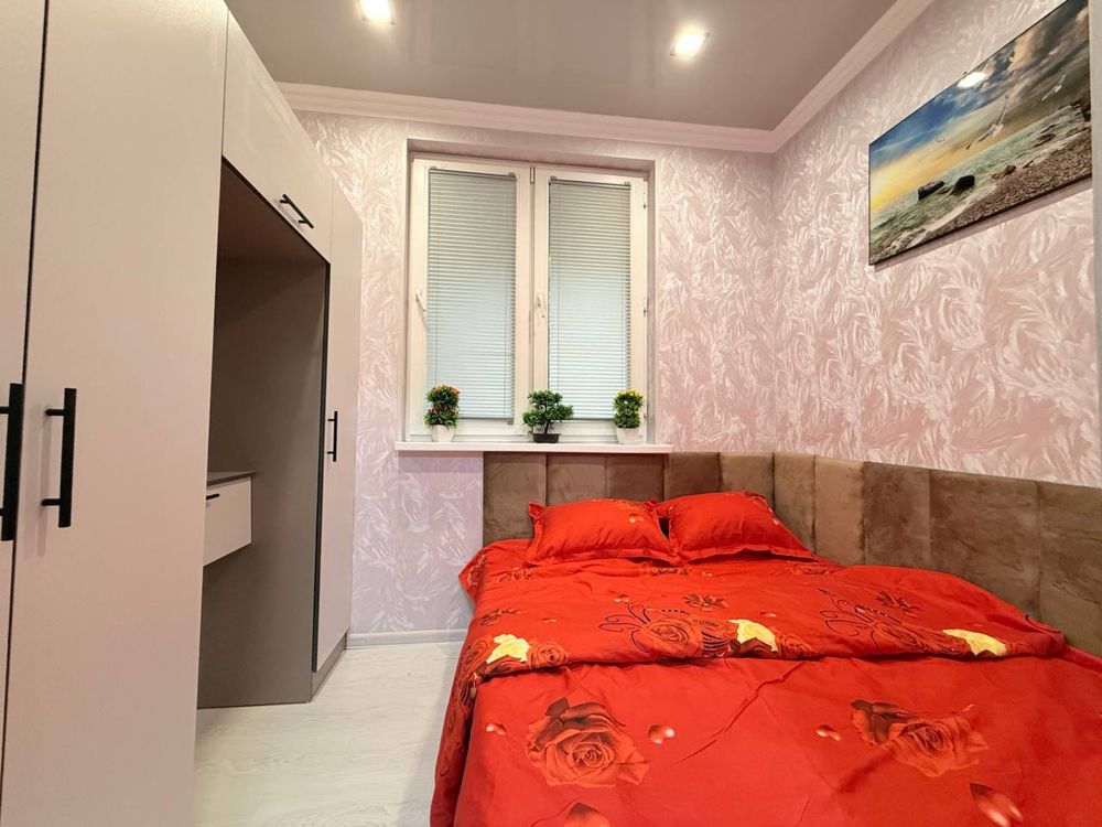 Чиланзар -13 кв 1-2/1/5. 40м2 Срочно Продам квартиру срочно