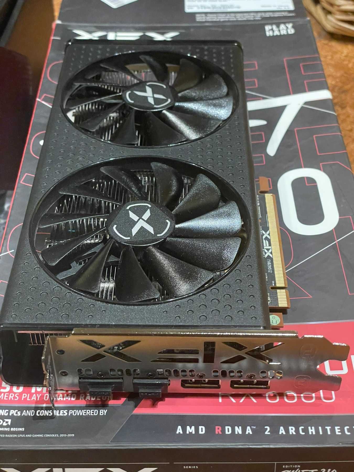 Видео карта XFX Speedster SWFT 210 AMD Radeon RX 6600 XT Core Gaming