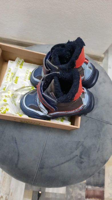 Ghetute pentru cei mici ca noi marimea 26