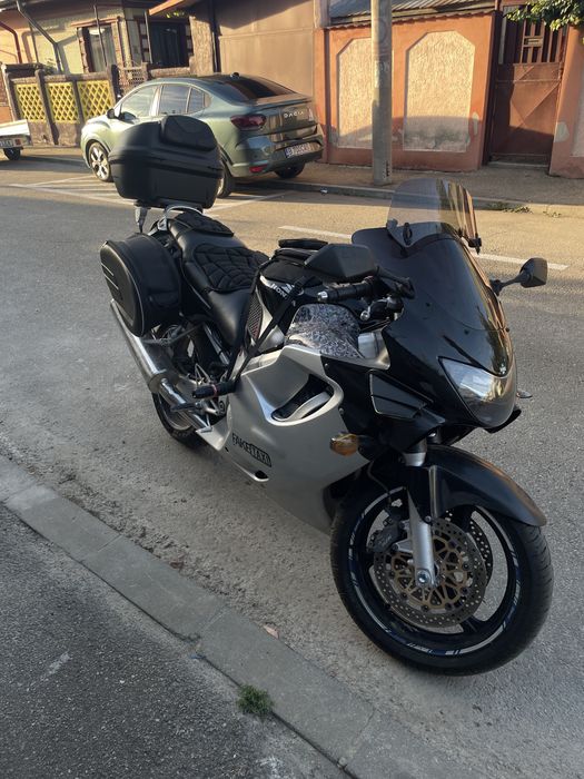 Vand honda cbr 600 f4 sport touringcarburatie 2000