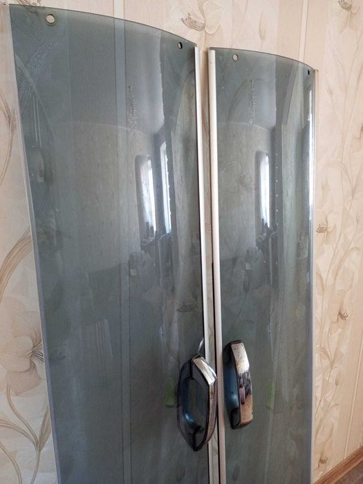 Двери для душевой кабины