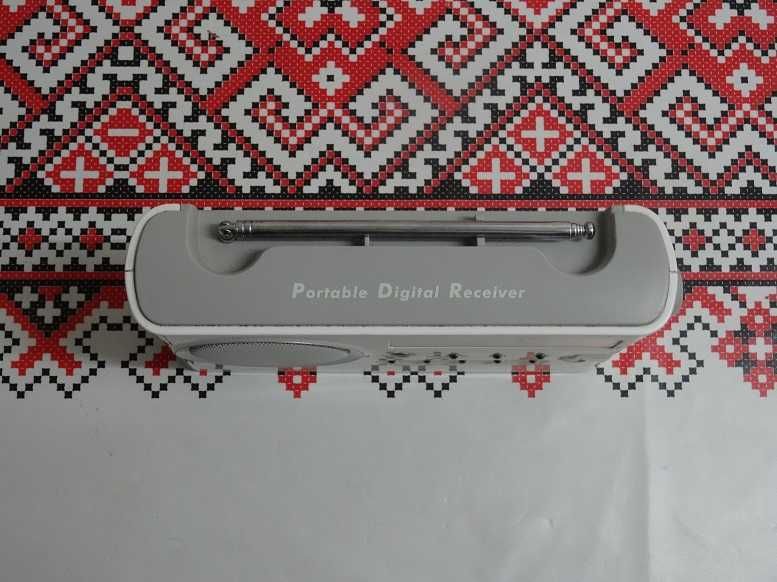 Radio Sangean PR D4  (Germania)