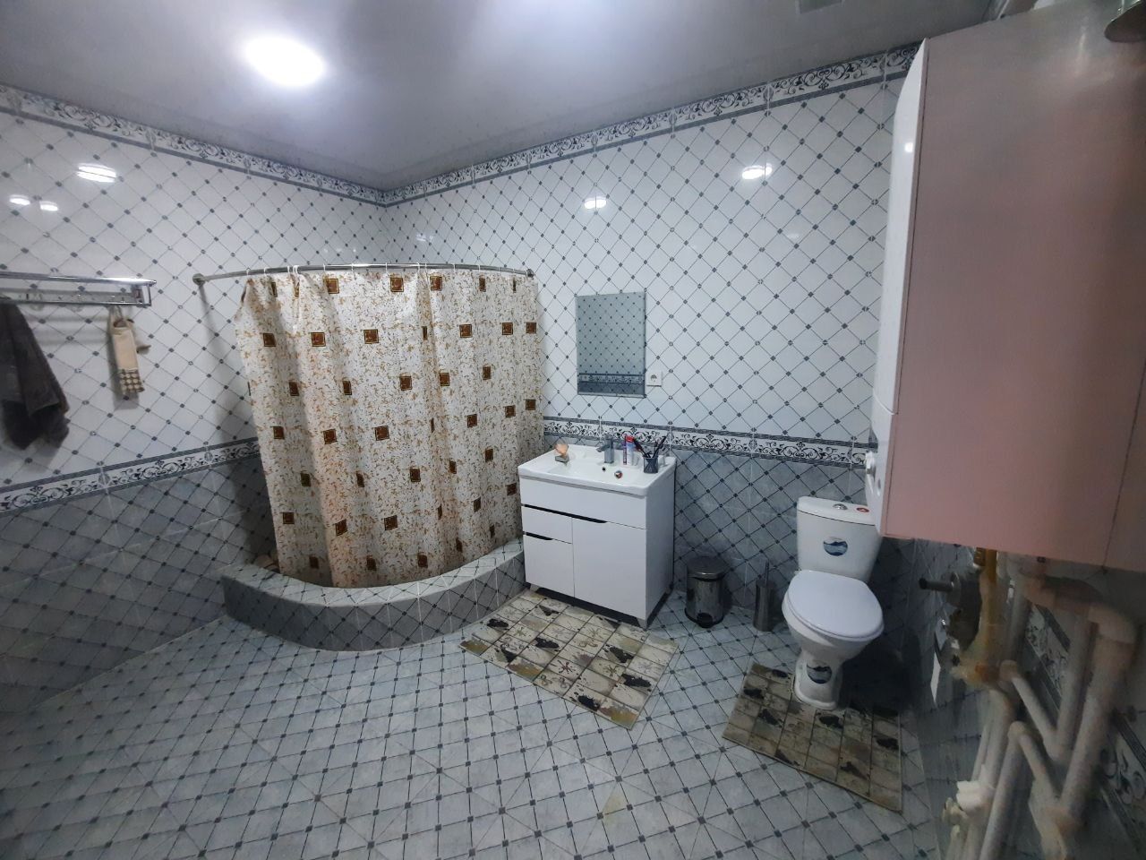 Xovli sotiladi 1.8 sotik