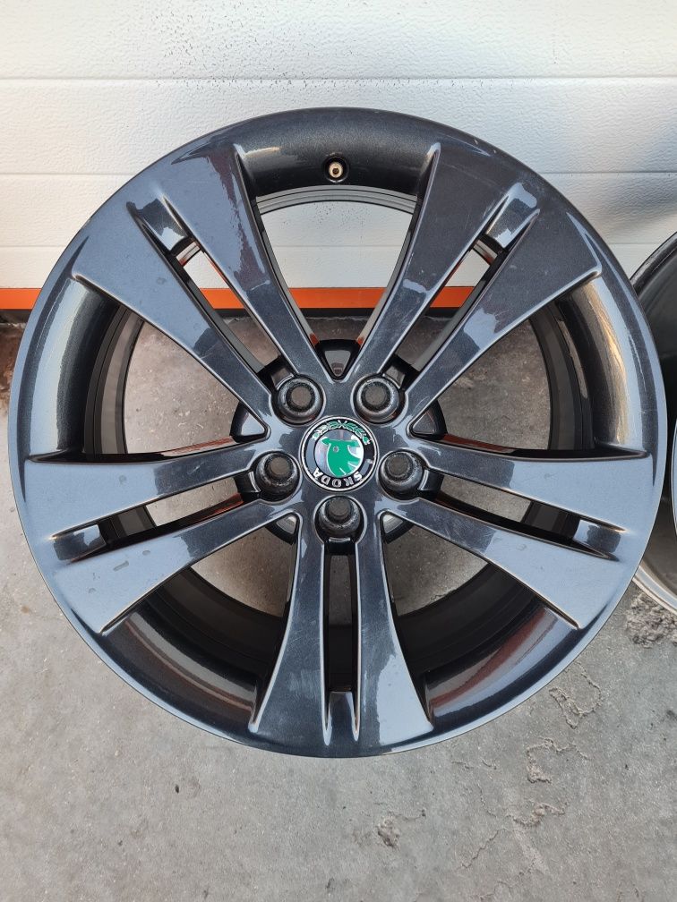 Оригинални джанти за ШКОДА SKODA VW SEAT AUDI R17 5x100 ET41 7J