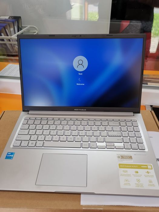 Laptop Asus Vivobook