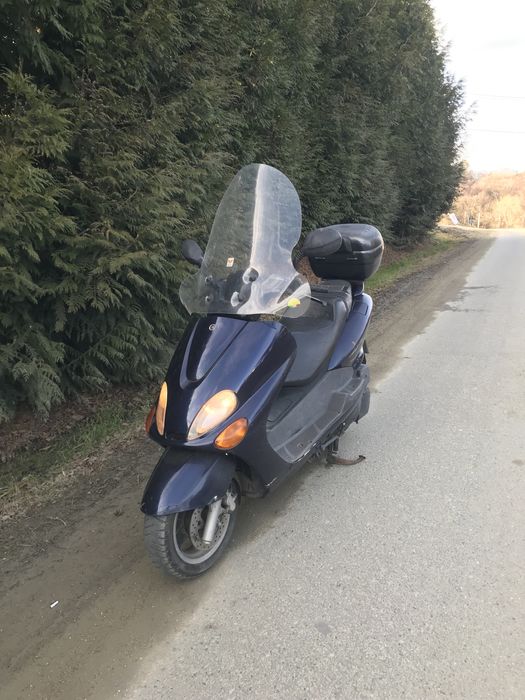 Yamaha majesty 150 cc