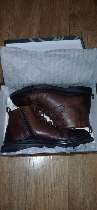 Продам зимние ботинки Саламандер.