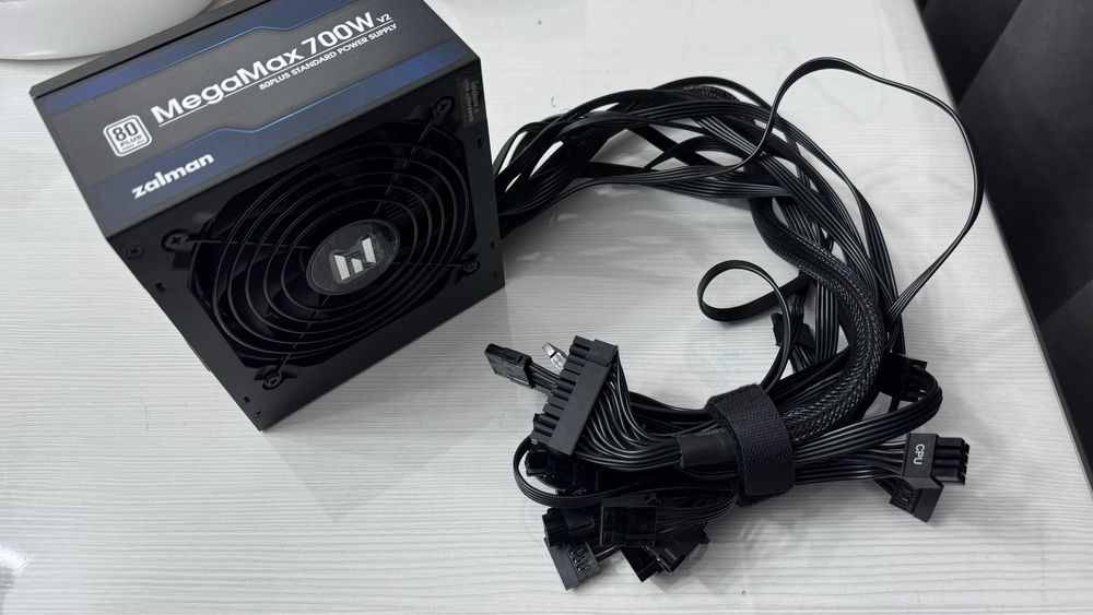 Блок питания Zalman 700W