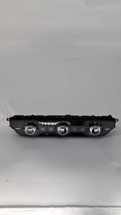 climatronic Audi A4 B9 sedan 2.0 TDI DETA an 2017 cod 8W0820043P