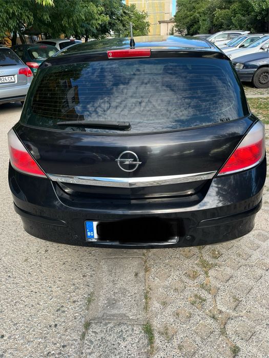 Опел Астра H 1.8