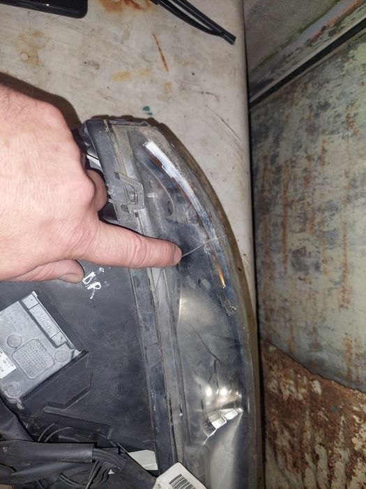 Far xenon Volvo XC 90 2009, RHD ,Anglia,cod 31217048