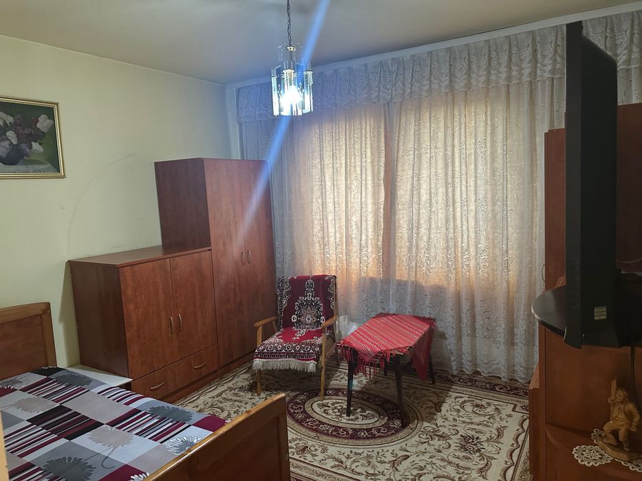 Apartament cu 3 camere, confort 1, Mureseni, etaj intermediar
