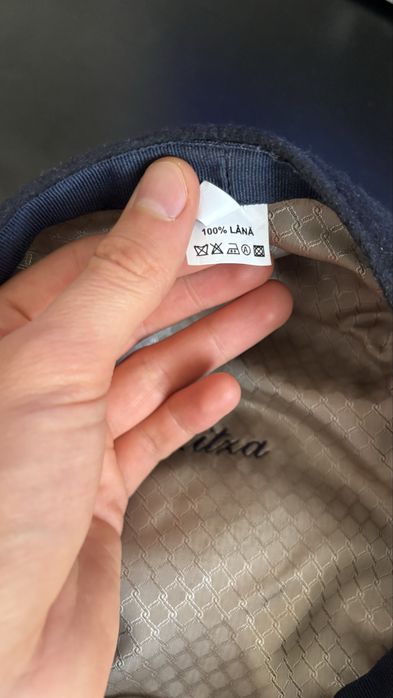 Basca lana barbati Peaky Blinders ca noua Ralitza