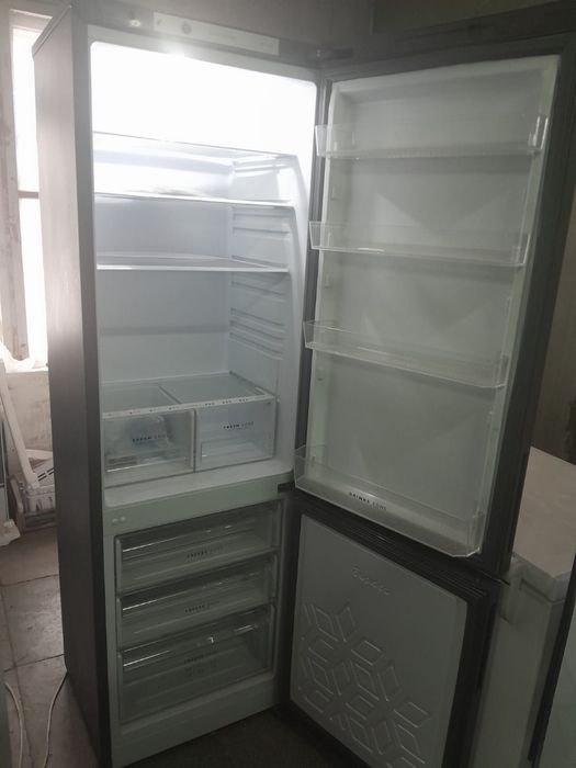 Холодильник Бирюса W6027(черный)