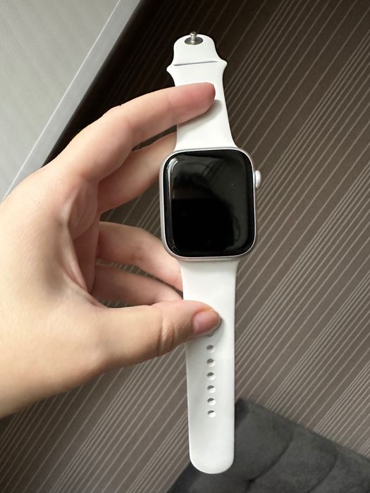 Apple Watch 8 45mm
