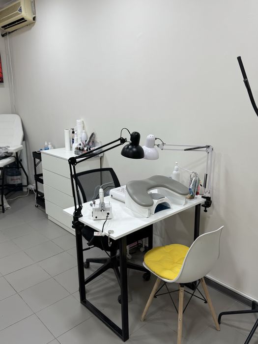 Аренда маникюрного стола