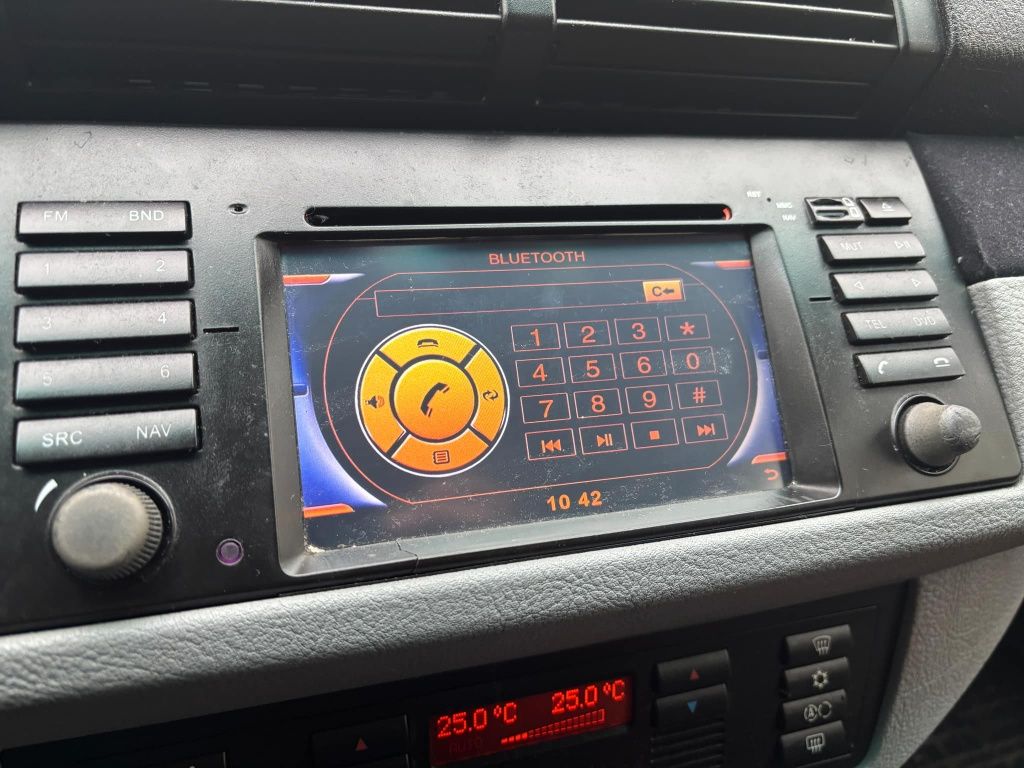 BMW X5 навигация Dynavin