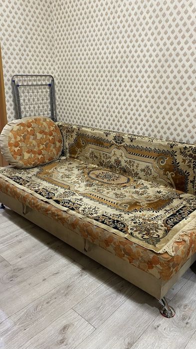 Продается раздвижной диван